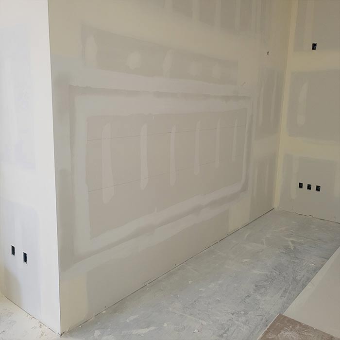 handyman1 a handyman drywall taping and mudding project
